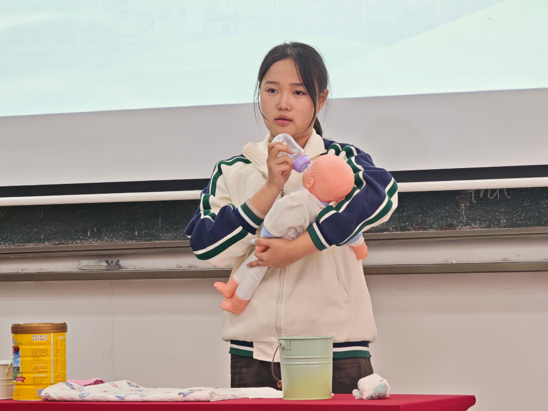婴幼儿照护组.jpg
