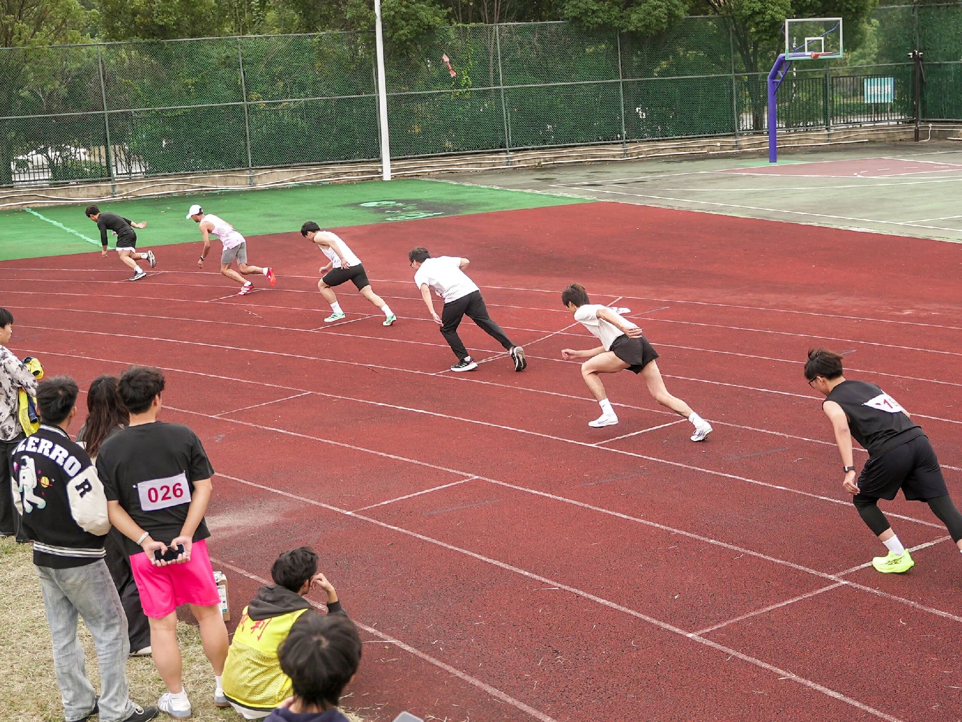 efe677f0794c53422ab7654bc4670f10.jpg